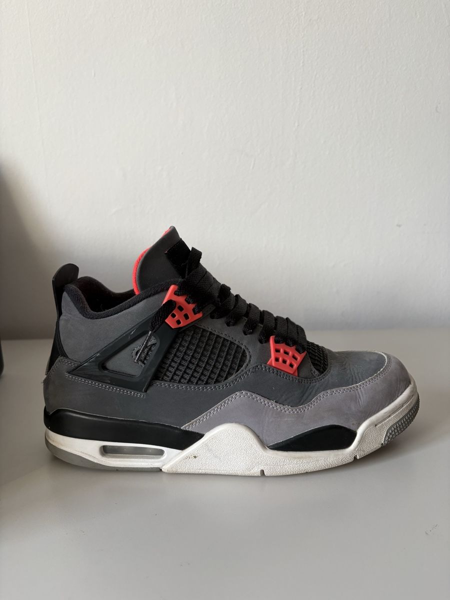 Jordan Scarpe da uomo: Jordan 4 Retro Infrared – Usato da Reconvilier venduto da oliver008 1