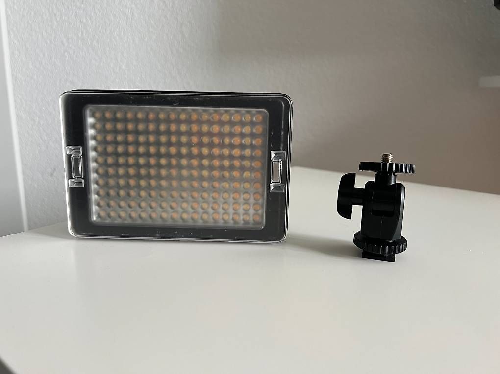 Lampade: Sumikon PX-8852 Videoleuchte – Usato da Horn venduto da timosidler
