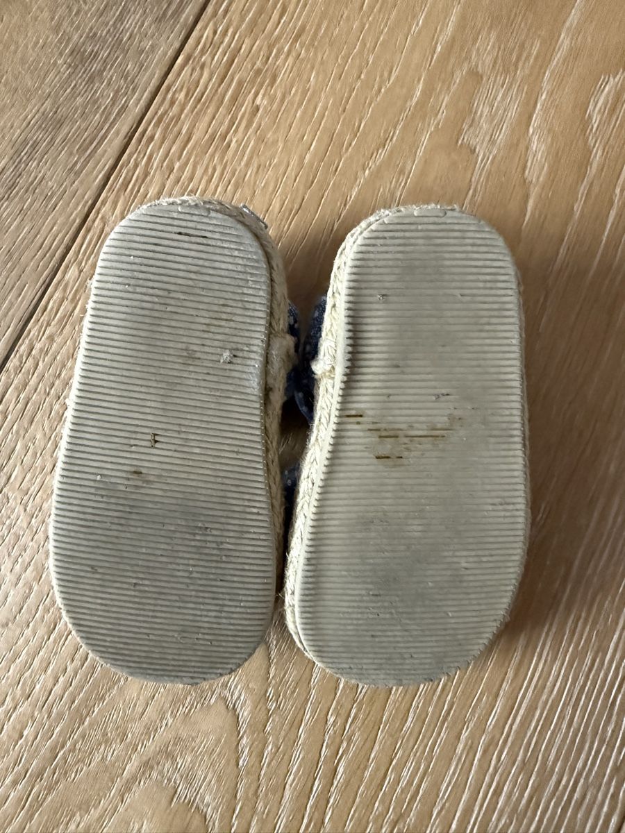H&M Scarpe per ragazzi: Baby Sandalen Grösse 18/19 – Usato da Pragg-Jenaz venduto da gobrist 1