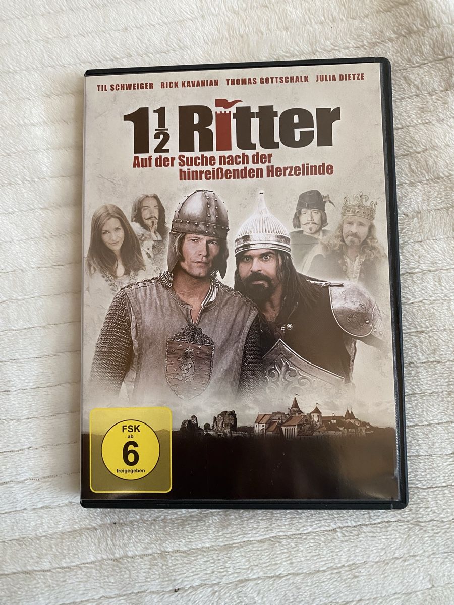 Tutti i DVDs: DVD 1 1/2 Ritter – Usato da Urnäsch venduto da Triwal