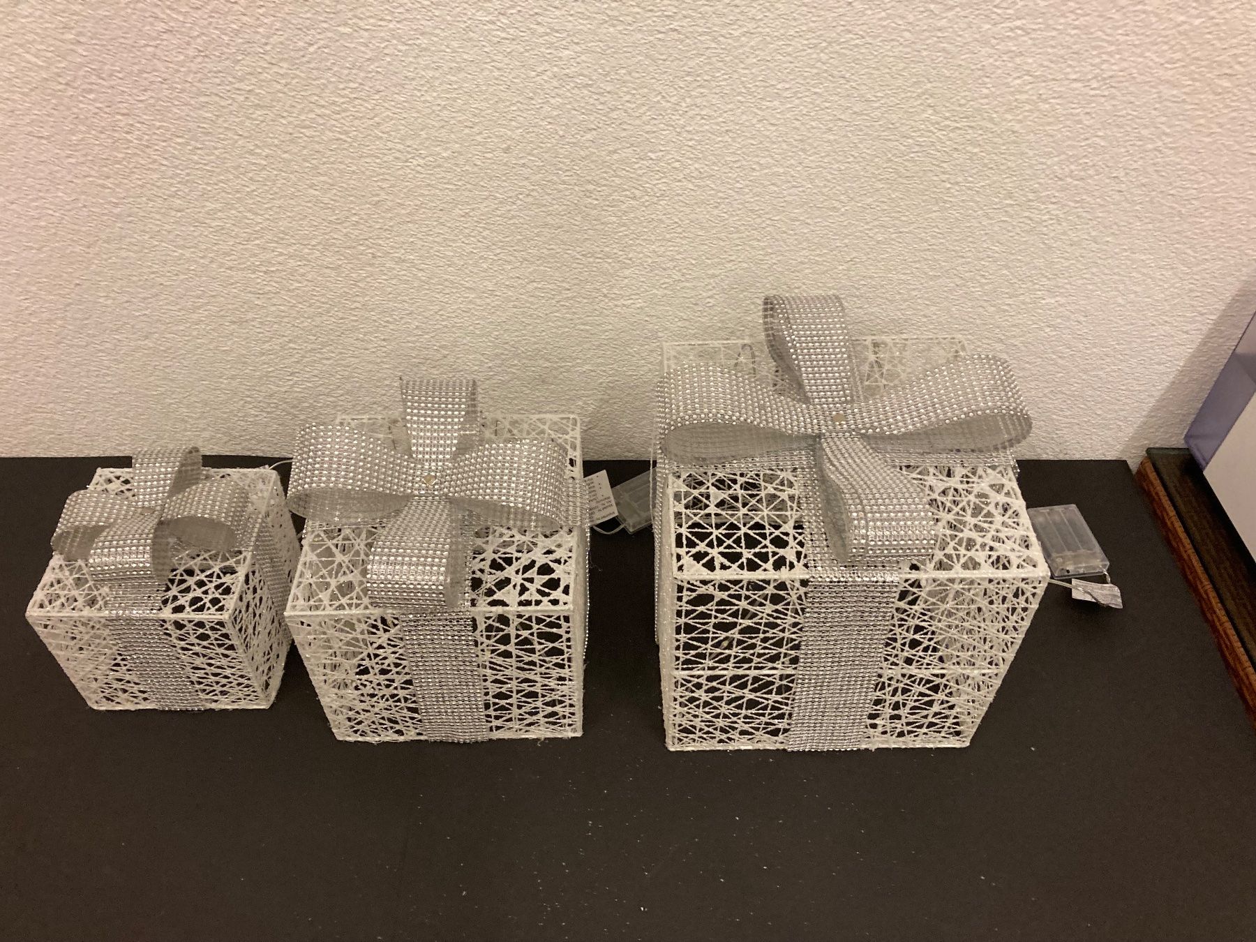 Guirlandes lumineuses: LED Geschenkboxen 3er Set, mit Timerfunktion, Indoor – Neuf avec emballage d'origine à Neuenhof par jorogo 3