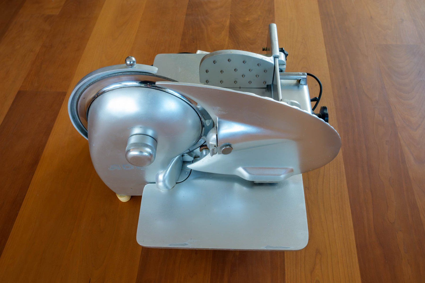 Elettrodomestici da cucina: Aufschnittmaschine ADE – Usato da Ermatingen venduto da Nikitachen 2