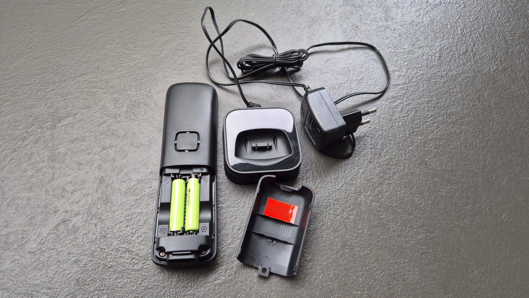 Telefoni: Motorola Funktelefon DECT – Usato da Bern venduto da Xwer 1