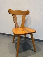 Rustikaler Holzstuhl, Vintage Charme für Ihr Zuhause!