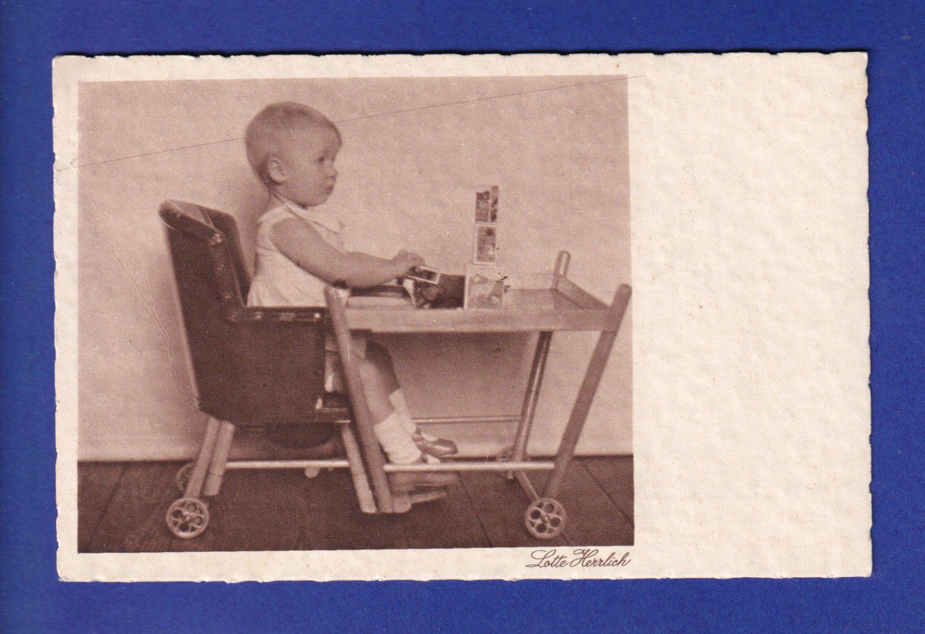 Cartes postales: ENFANT - Lotte Herrlich – D'occasion à Pully par nicecards-shop
