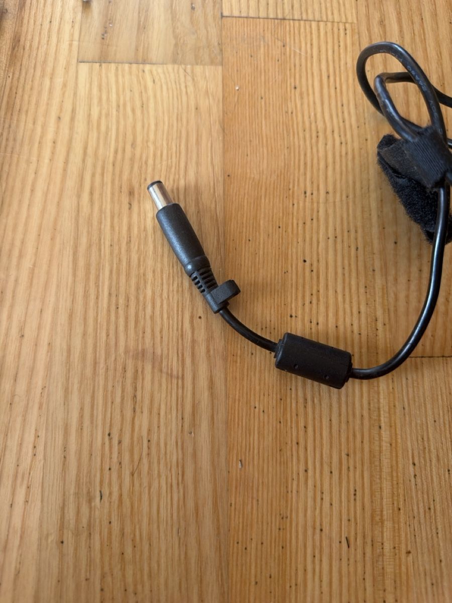 Chargeur: HP Laptop Netzteil 90W gebraucht  – D'occasion à Lausen par lia_czj2 1