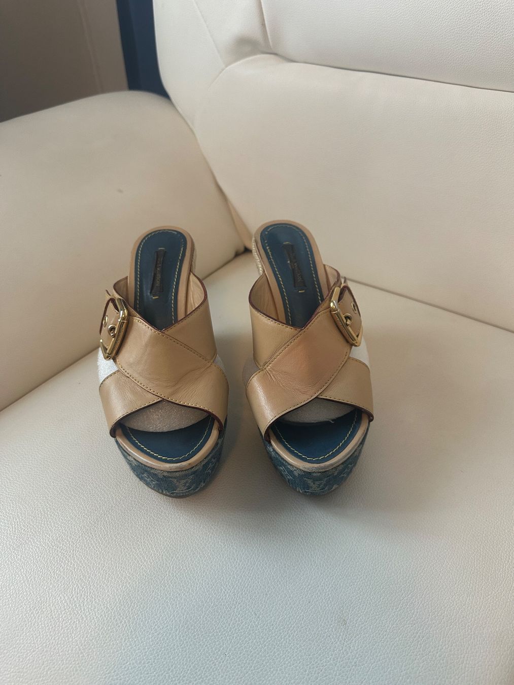 Louis Vuitton Chaussures femmes: Louis Vuitton Schuhe 38 – D'occasion à Glattbrugg par tina063