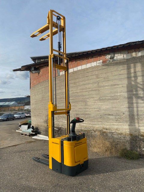 Jungheinrich Gabelstapler & Hubwagen: Jungheinrich ERC Z14 Deichselstapler Triplex – Gebraucht aus Laufen von VERARMUS11 3