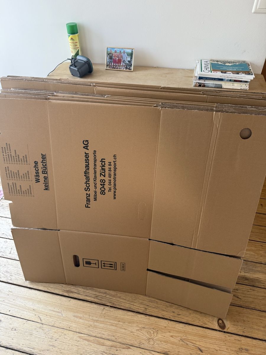 Kartons: 30 Karton moving box – Gebraucht aus Zürich von tja_8c8x 1