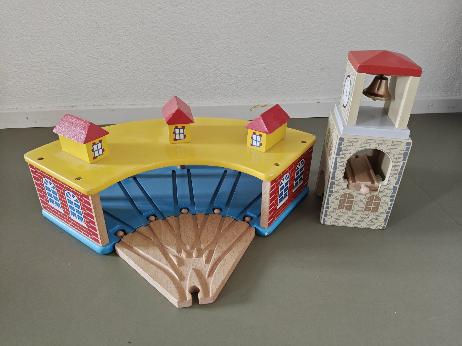Brio Jouets: Grosses Briobahn-Set – D'occasion à Bern par mea_c2ft 2