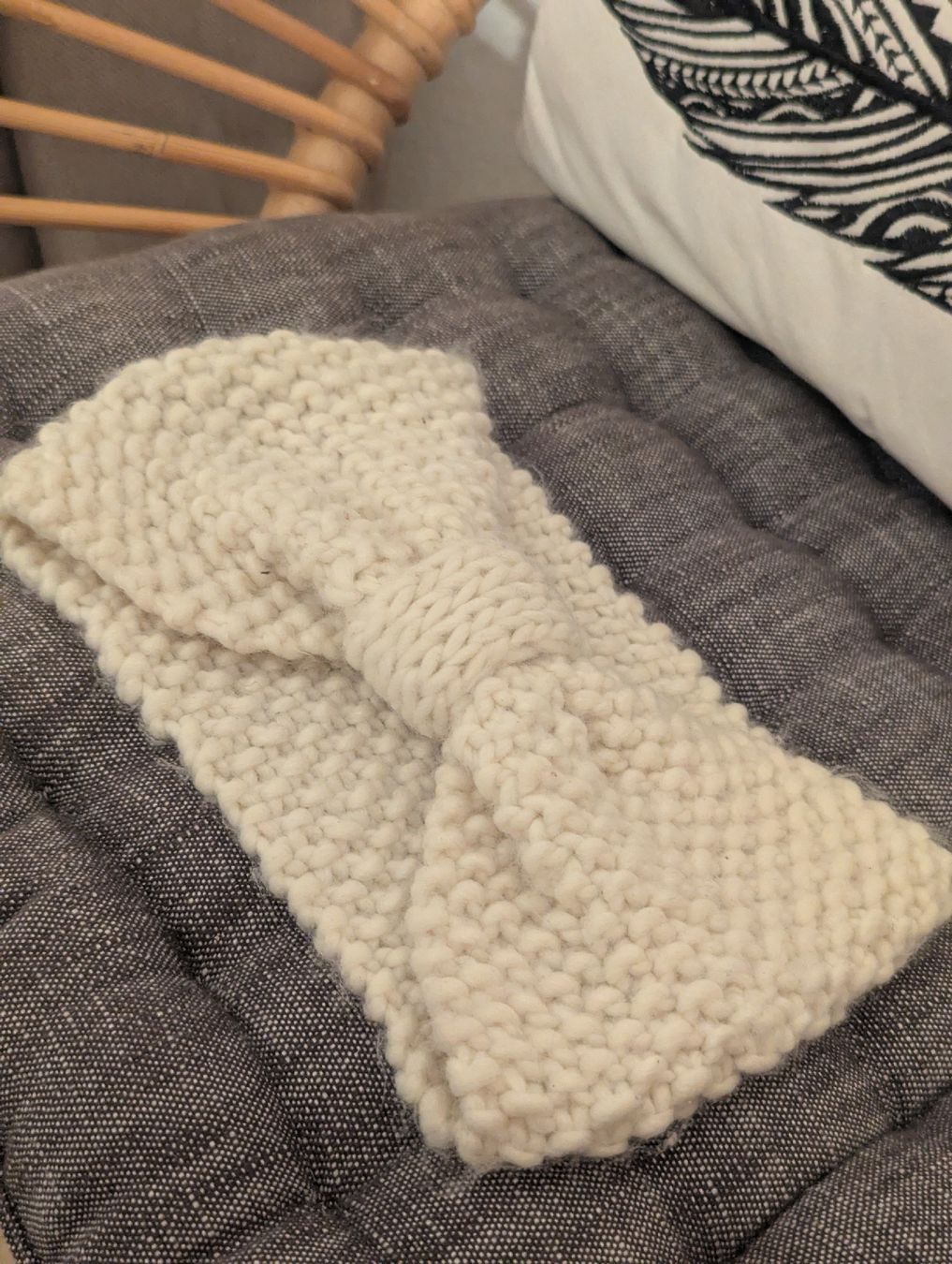 Accessori per capelli: Winter Knitted Wool Headband - Cream – Usato da Schlieren venduto da maseam 3