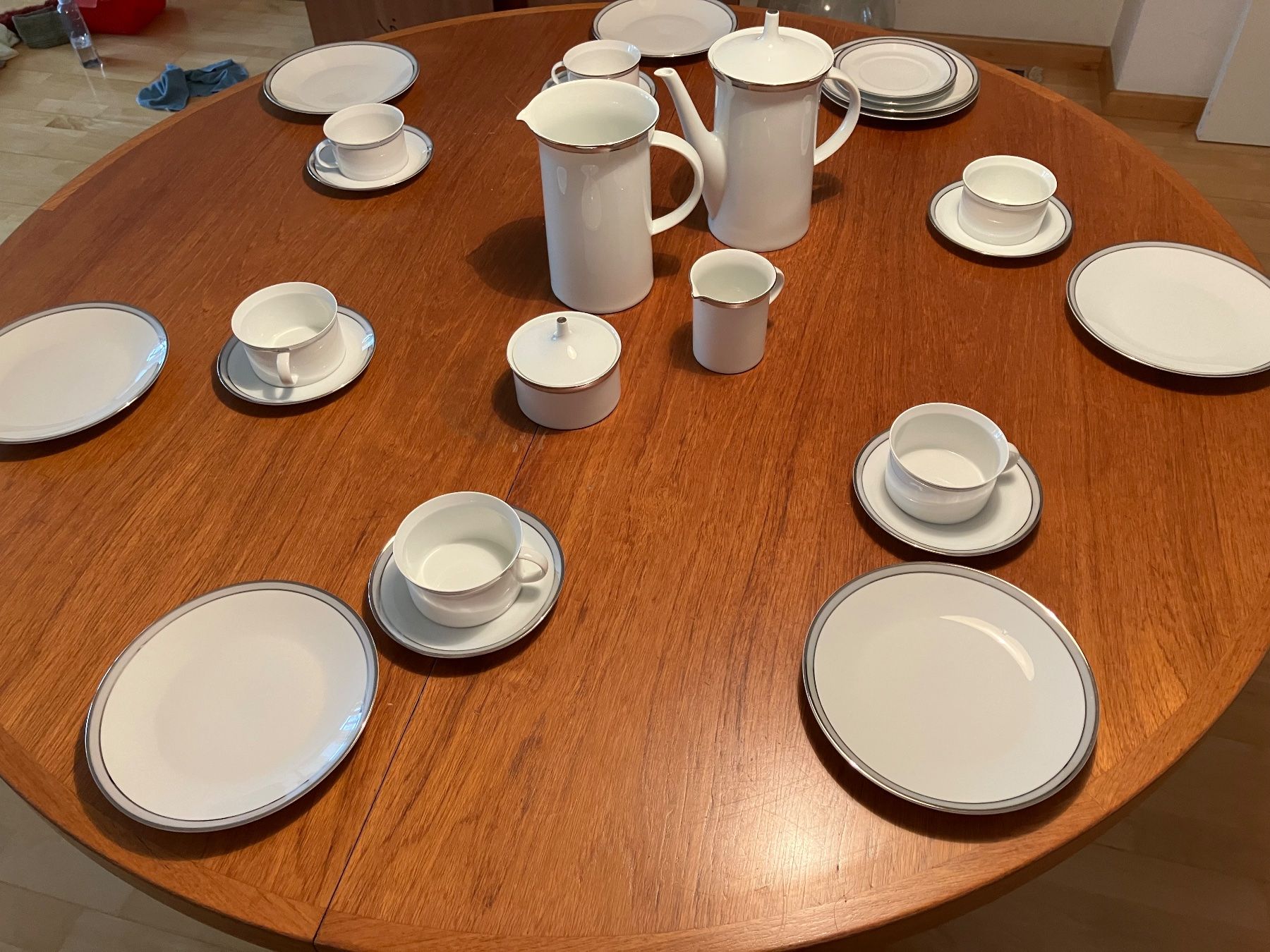 Rosenthal Geschirrsets: Elegantes Kaffeeservice von Rosenthal – Gebraucht aus Baar von Pulsatilla 1