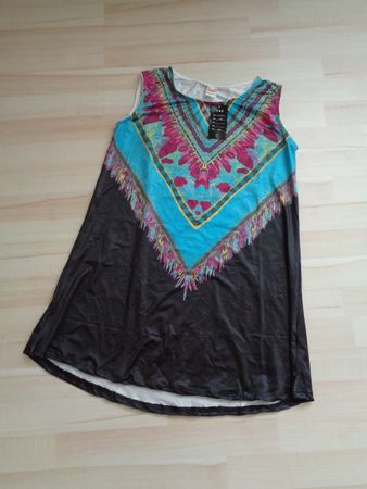 Hübsches Kleid-Hänger/Zirammel