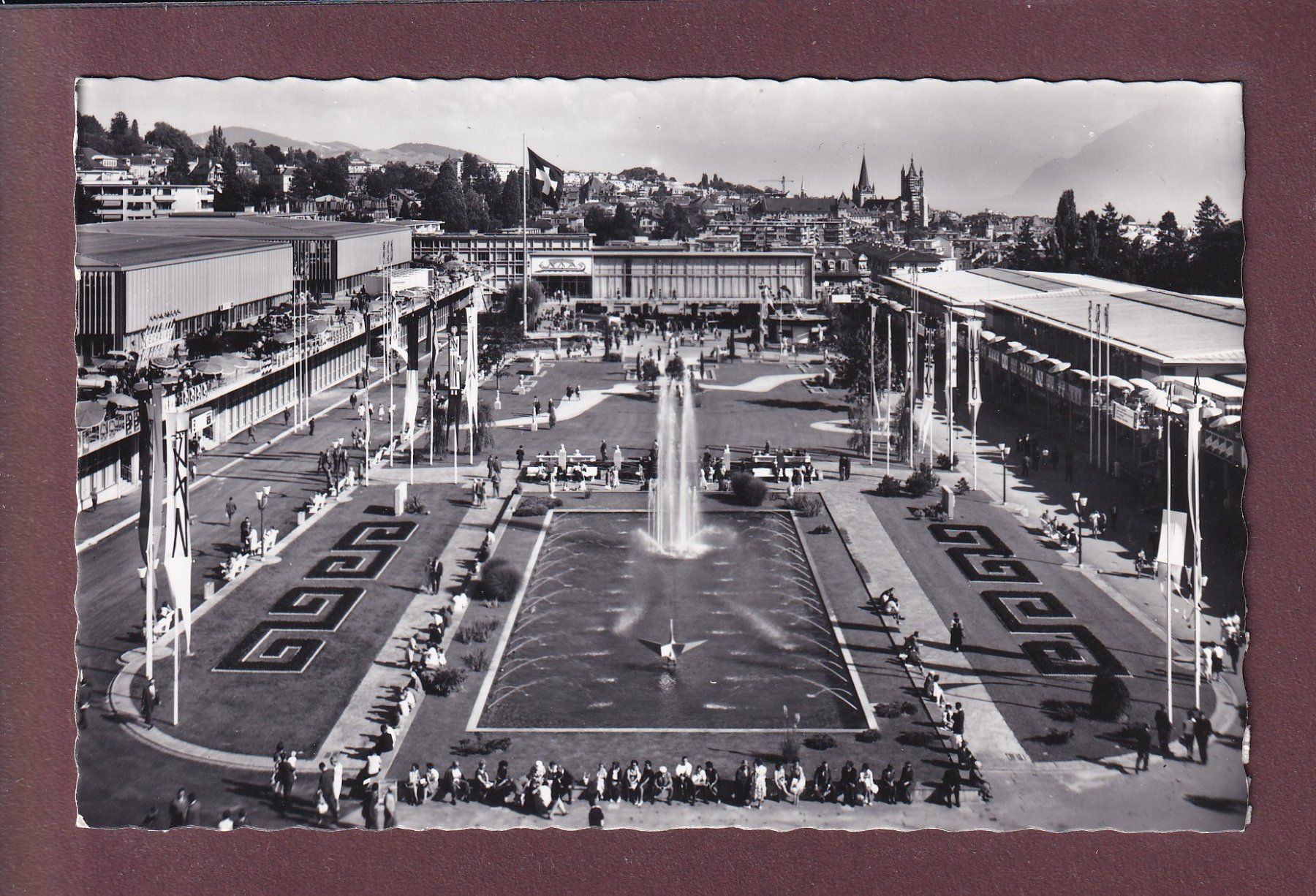 Cartes postales: LAUSANNE - Comptoir Suisse – D'occasion à Pully par nicecards