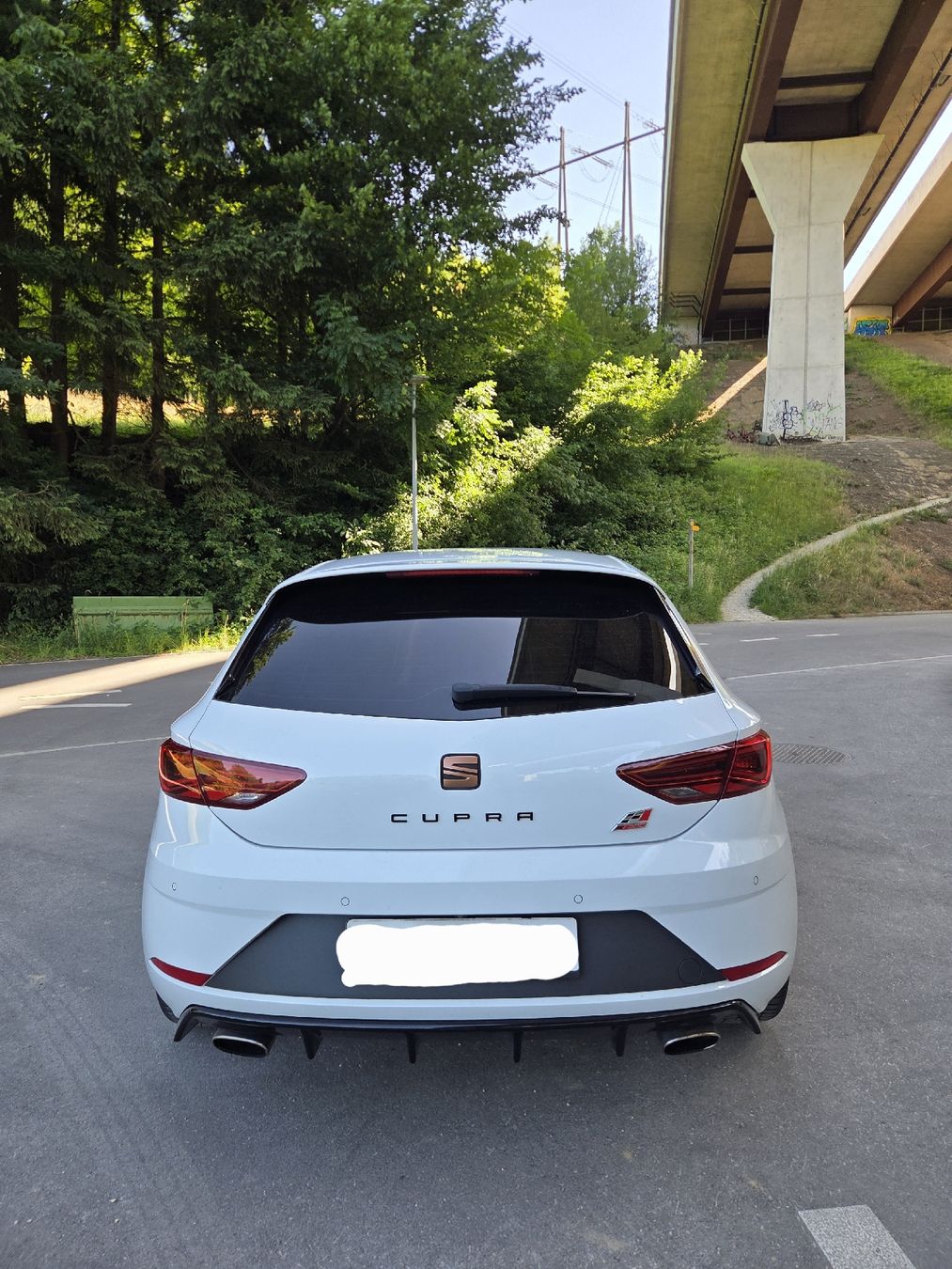 Seat Automobili: SEAT Leon Cupra 300 DSG – Usato da Othmarsingen venduto da Superli2015 4