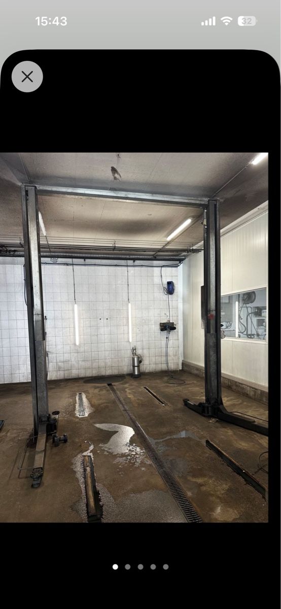 Piattaforme elevatrici & Crick: Autolift – Usato da Berneck venduto da mik_97nb