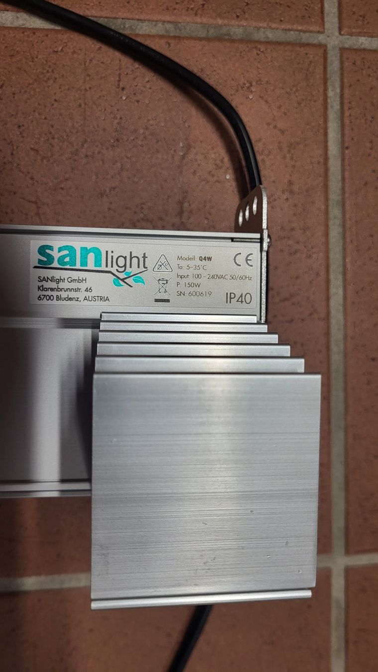 Sanlight Lampade: Sanlight Q4W Grow Lampe  150W – Usato da Kerzers venduto da Lumin01 2