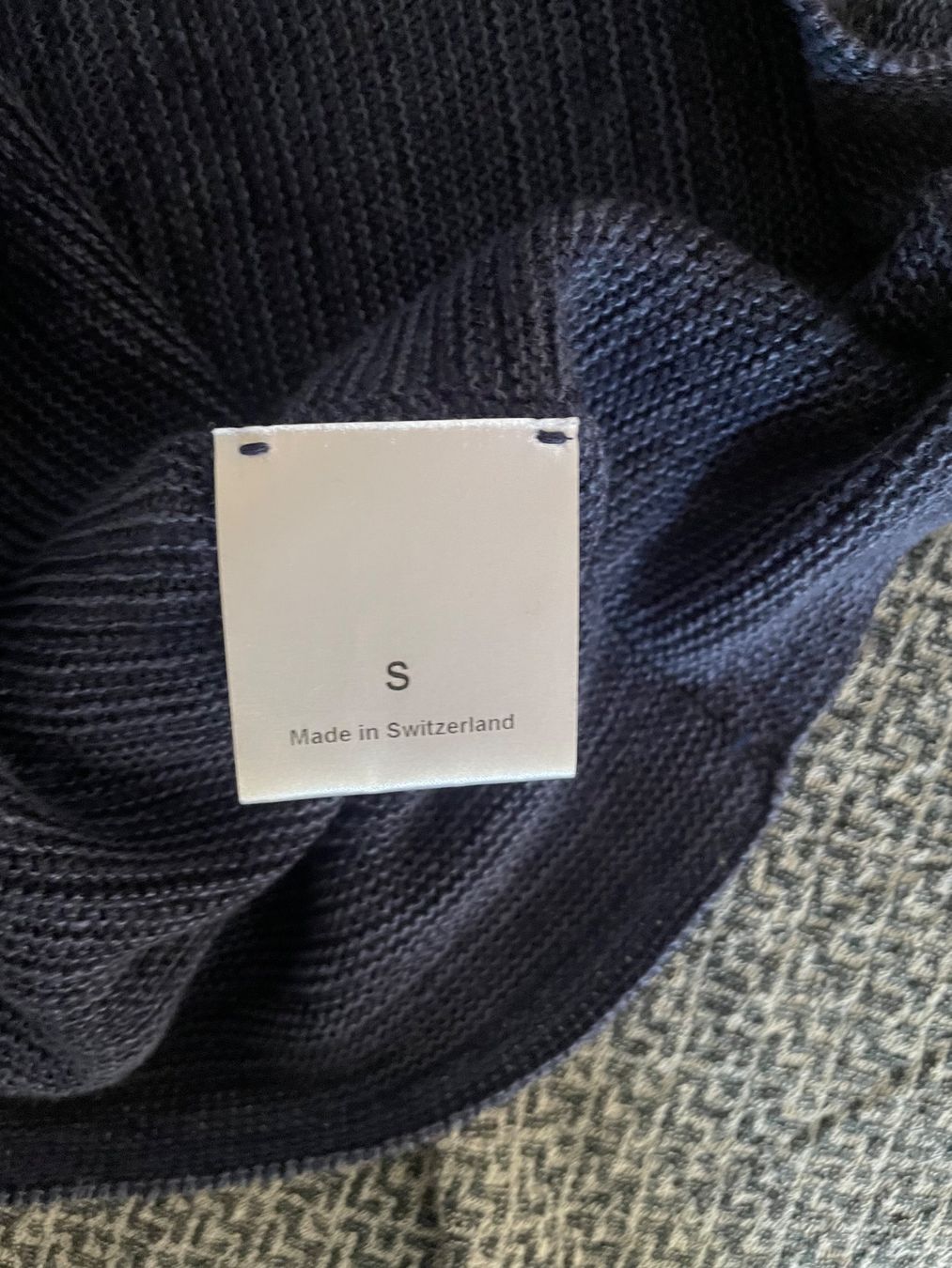 Maglioni & Felpe: WWF Swiss made Leinen Feinstrick Pullover blau neuwertig S – Nuovo (secondo la descrizione) da Clarens venduto da Lois86 3