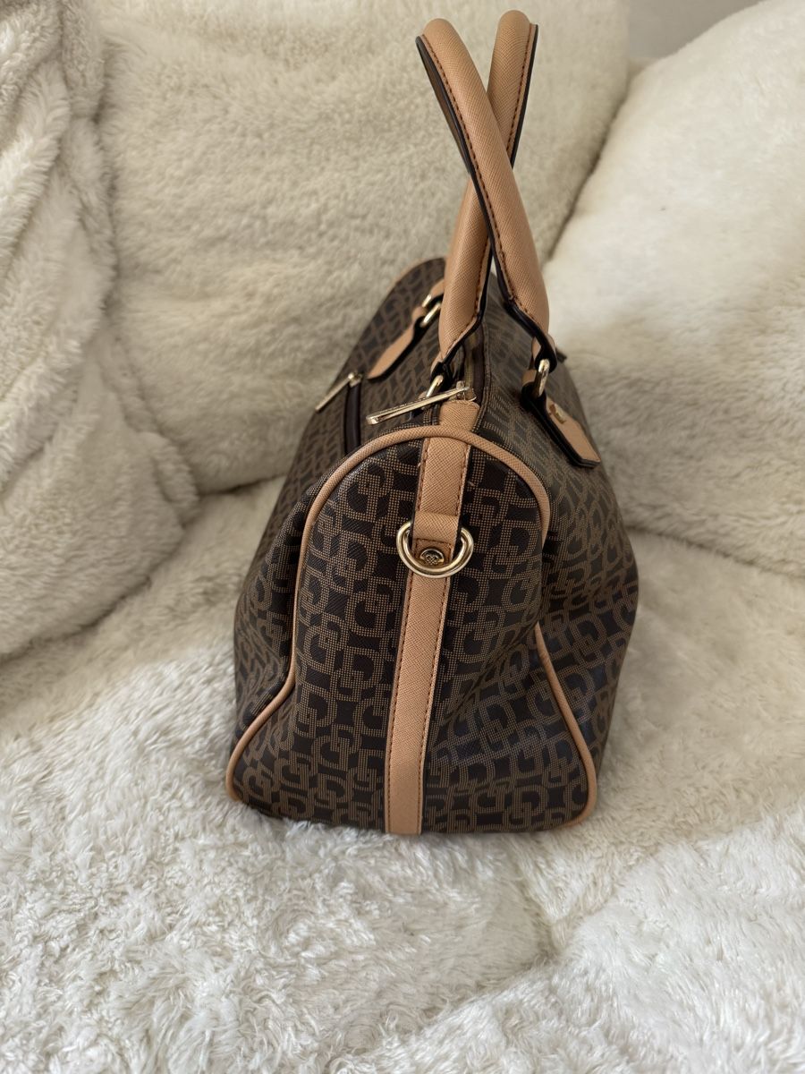 Borse da donna: Schöne Handtasche  im Herbst Design – Usato da Amlikon-Bissegg venduto da Semi.B. 1