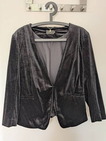 Elegant, shimmer black velvet jacket