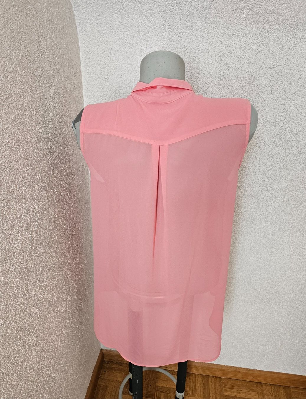 H&M Camicette: ärmellose Business Chic Bluse Gr. 38 H&M – Usato da Füllinsdorf venduto da Sunnebliemli7 2