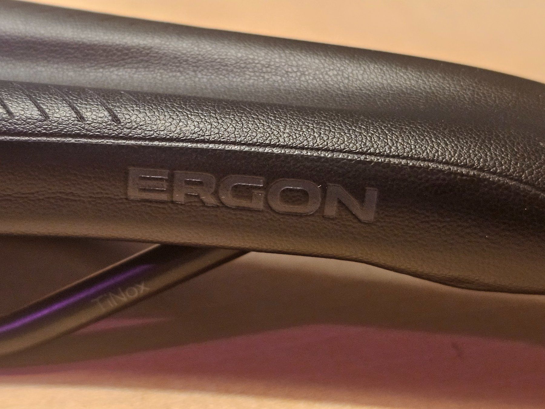 Ergon Pezzi di ricambio: Ergon Sattel SM  Pro Men, small/medium, wenig gebraucht – Usato da Pfäffikon ZH venduto da Gugus60 2