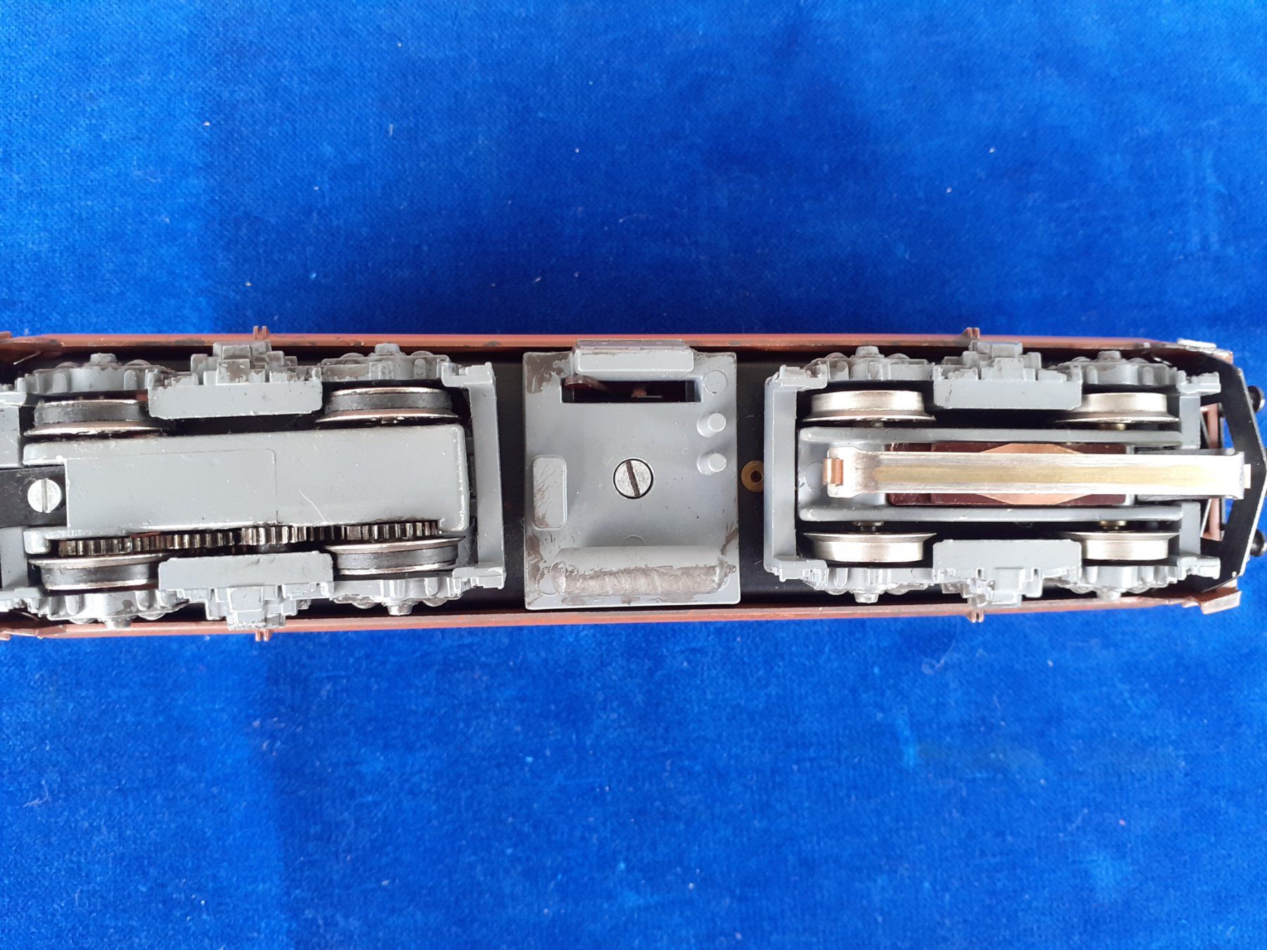Hag Modellini di ferrovie: Hag  H0 180 E-Lok Re 4/4 BLS 261 – Usato da Arbedo venduto da aladino666 5