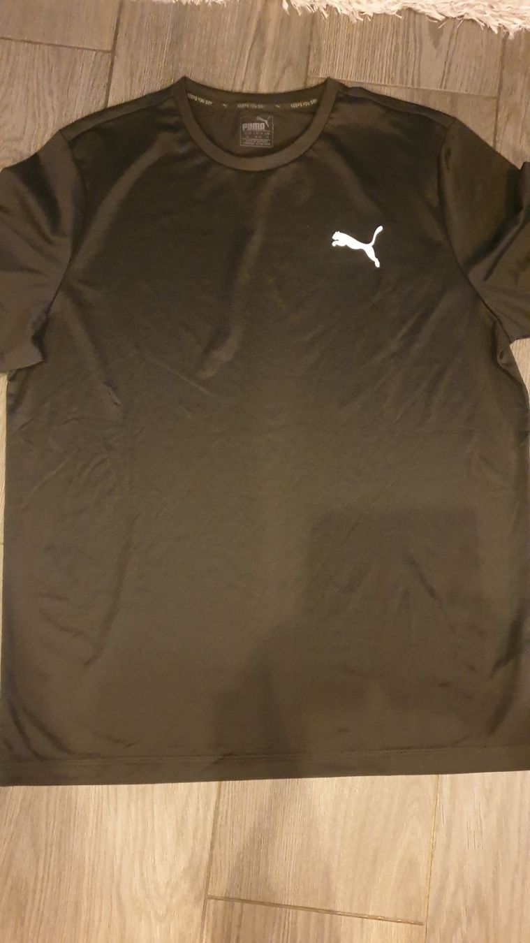 Puma T-shirt: Puma T Shirt – Nuovo (secondo la descrizione) da Clarens venduto da fur_bxq2