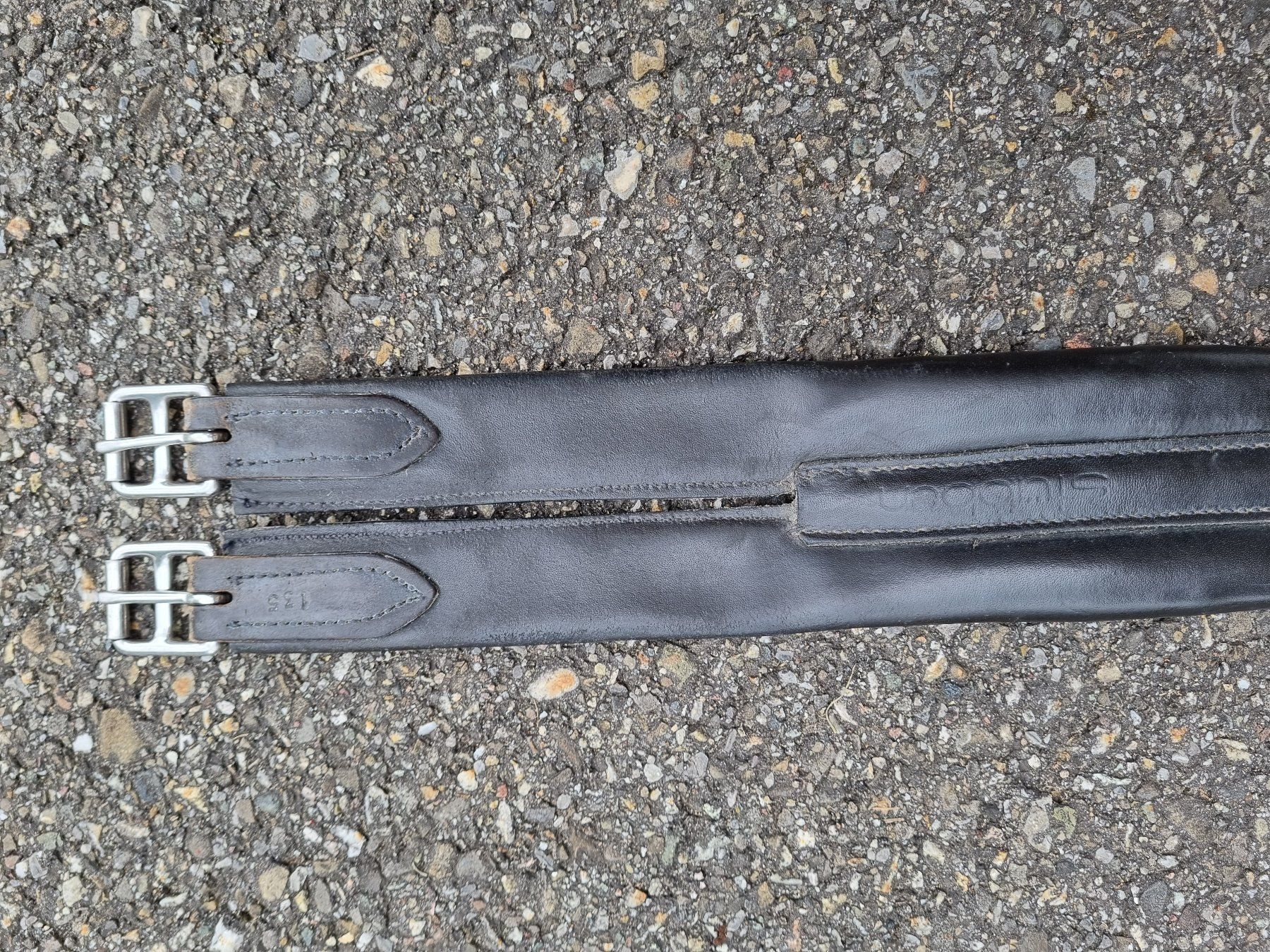Sattel & Sattelzubehör: Sattelgurte Leder schwarz ohne Gumizug/Elast, 135cm – Gebraucht aus Niederrohrdorf von sno_8hcp 1