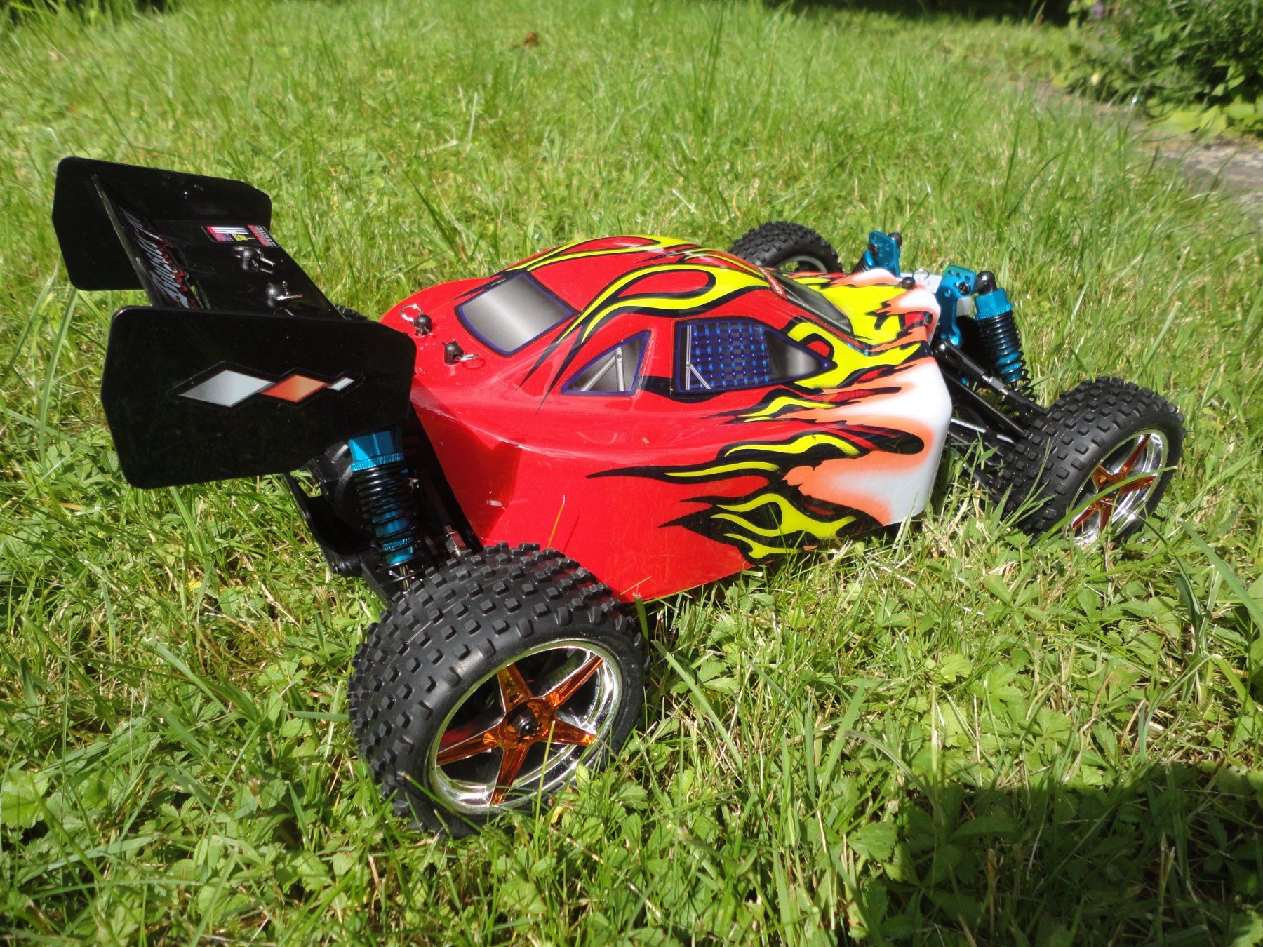 RC Modellbau: Rennbuggy 1:10 4WD Lipo, Brushless – Neu und originalverpackt aus Horgen von RcModell 7