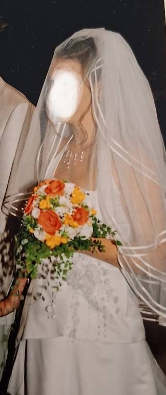 Vestiti: Vendo abito da sposa linee pure t.36-38 – Usato da Gordola venduto da celiane78 2