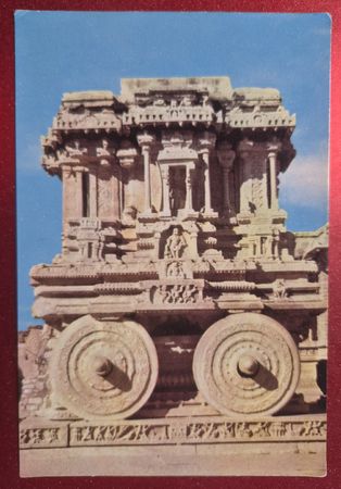 Stone Chariot Hampi Indien ungelaufen top