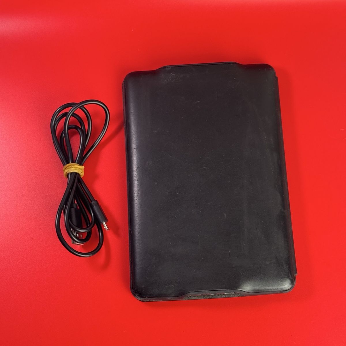 Amazon Tablet PC: Amazon Kindle Touch (4. Gen) mit Lighted Leather Cover & MP3 – Usato da Rümlang venduto da vla_9g7d 5