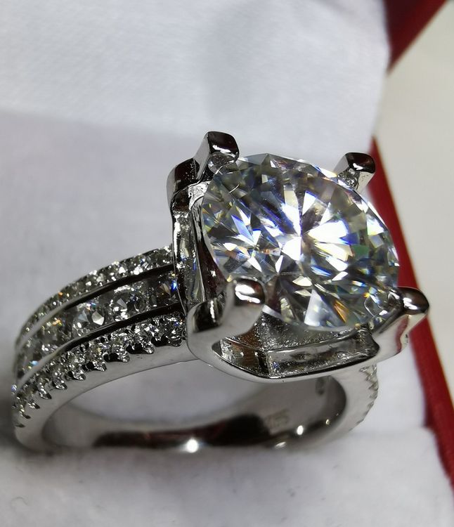 Bague Solitaire Argent Moissanite 0 40 Ct Brillant 4 5 Mm Jaune Plaque Or 613052
