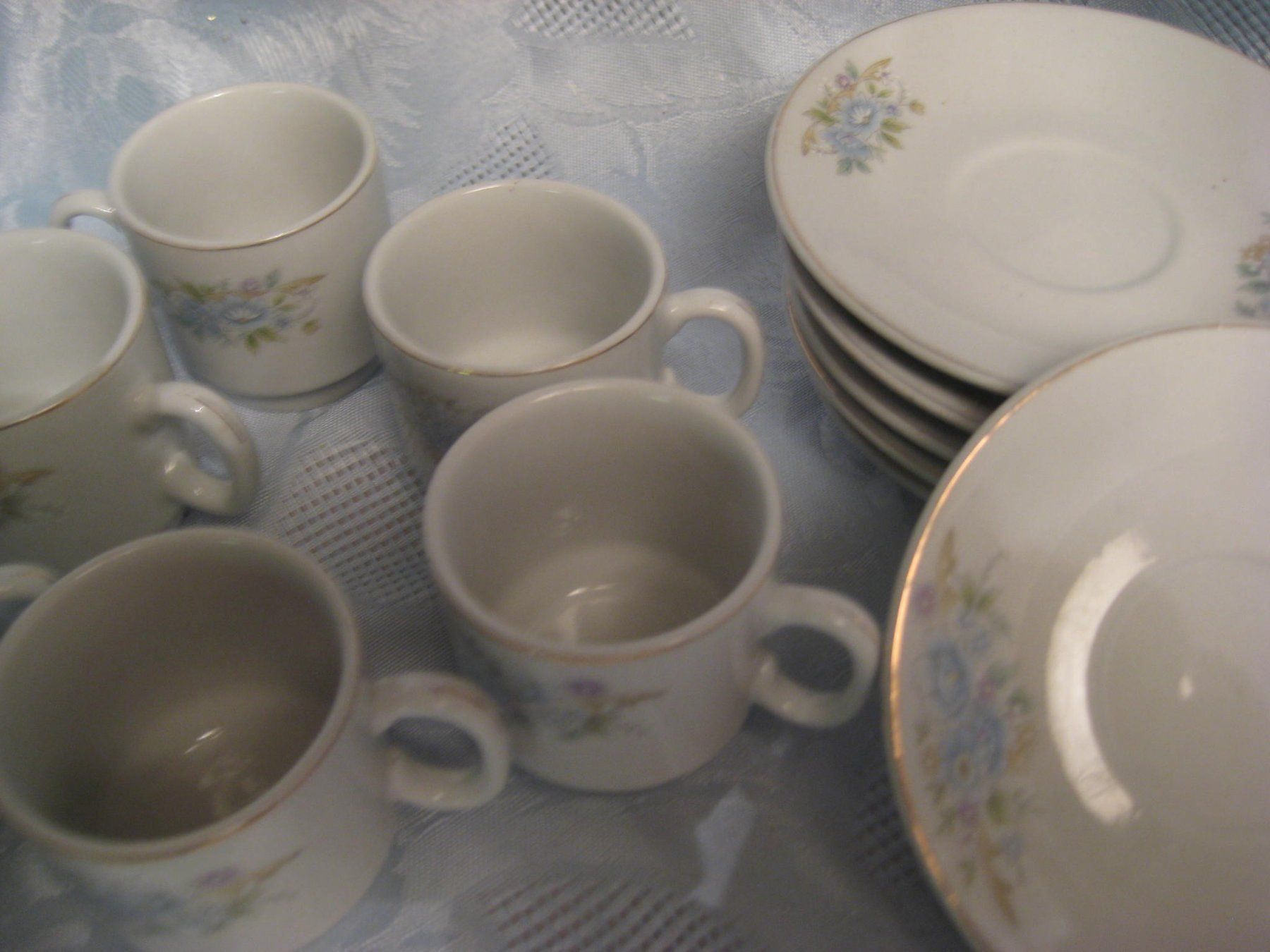 Set di piatti: MOCCA    ODER    EXPRESS    TASSEN – Usato da Uster venduto da flocke1 1