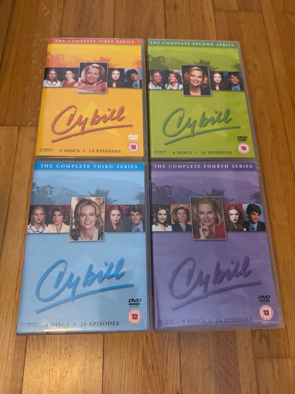 Tutti i DVDs: Cybill Seasons 1-4 DVD Box Set – Usato da Zuzwil SG venduto da nk_9000
