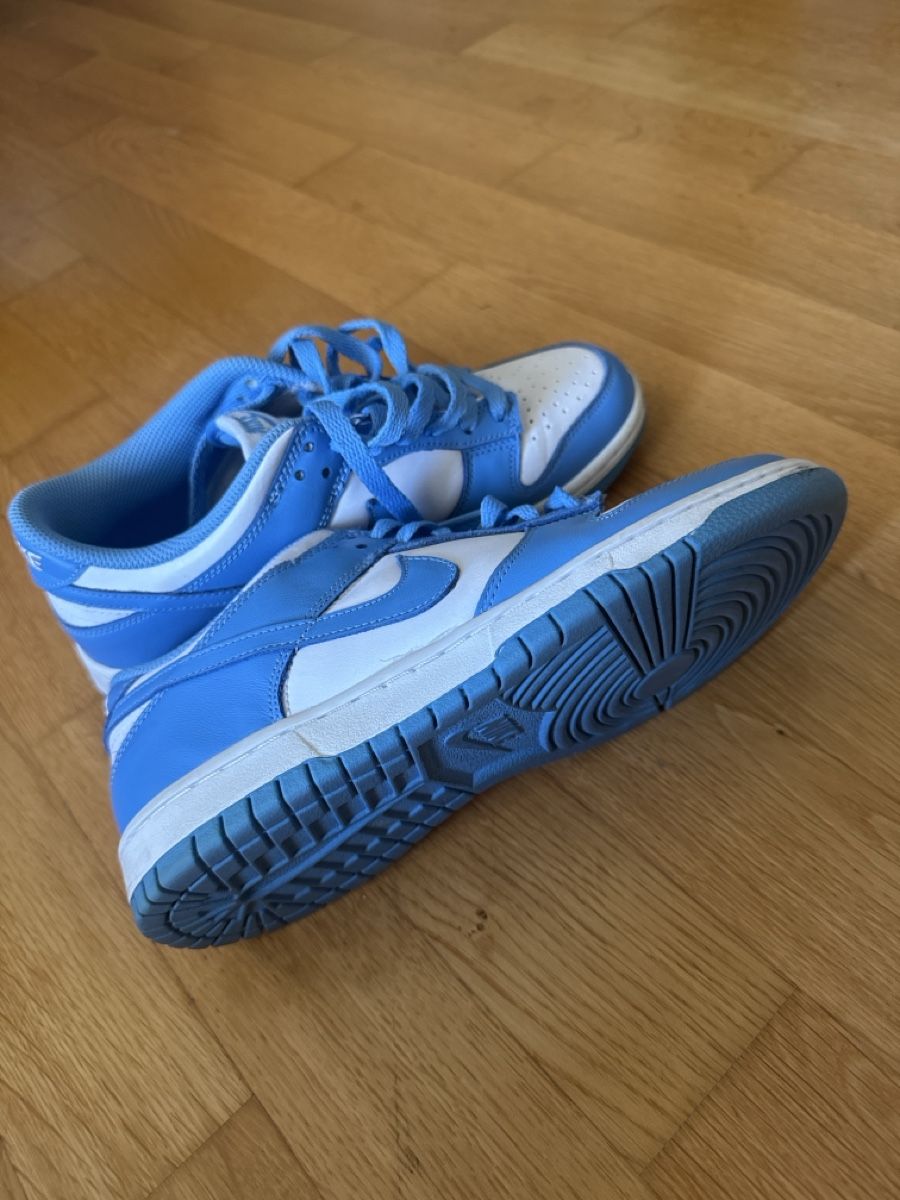 Nike Scarpe da donna: Nike Dunk Low in hellblau Grösse 39, neuwertig – Nuovo (secondo la descrizione) da Hochfelden venduto da ber_t9jf 2