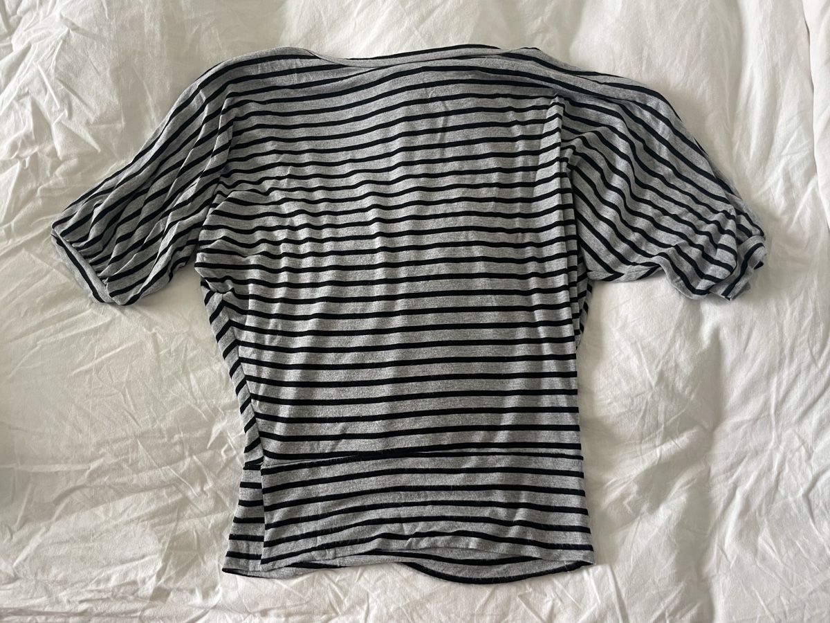 T-Shirts: Offshoulder Top gestreift – Neu (gemäss Beschreibung) aus Untersiggenthal von bla_55sl 1