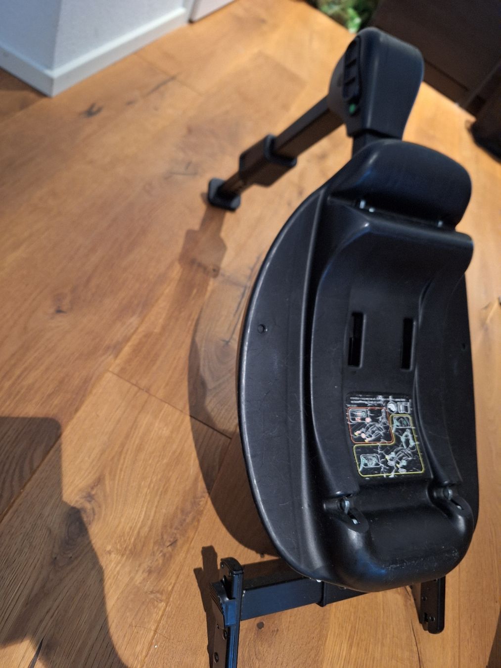 Kiddy Seggiolini per auto: Babyschale Kiddy mit Isofix Base – Usato da Kriens venduto da Nio-Blue 1