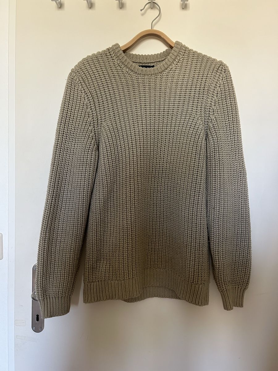 Asos Pullover & Sweatshirts: Pull ASOS DESIGN  – Gebraucht aus Grand-Lancy von eli_x5k9