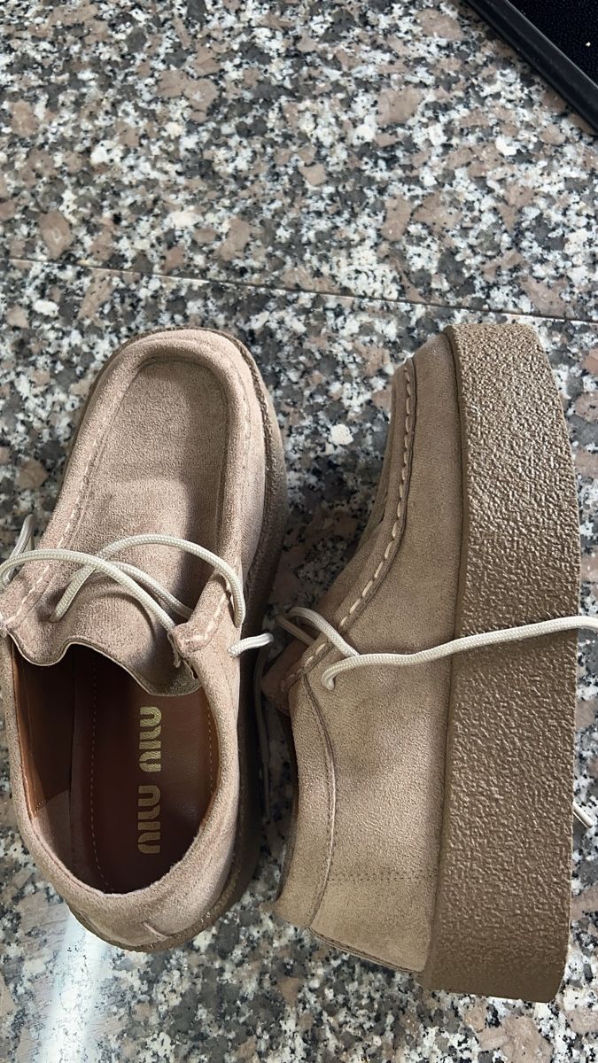 Chaussures femmes: Chaussures Miu Miu  – Neuf (Voir description) à Peseux par ame_92qv 3