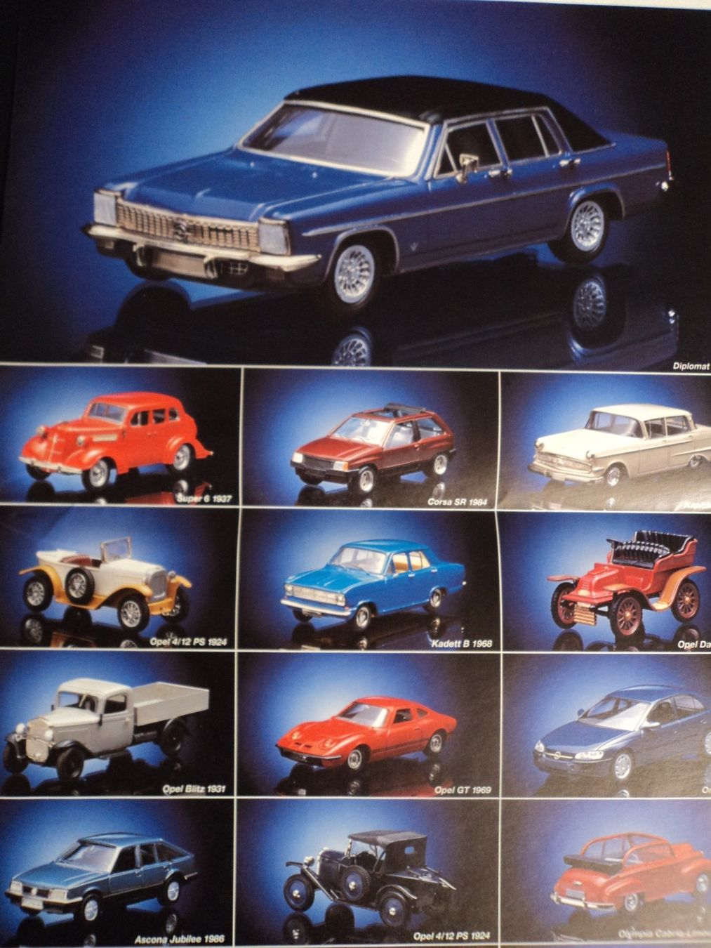 Opel Documenti: Prospekt Opel Modelle in 1/43 Poster – Usato da Schwarzenburg venduto da modelCARama 1