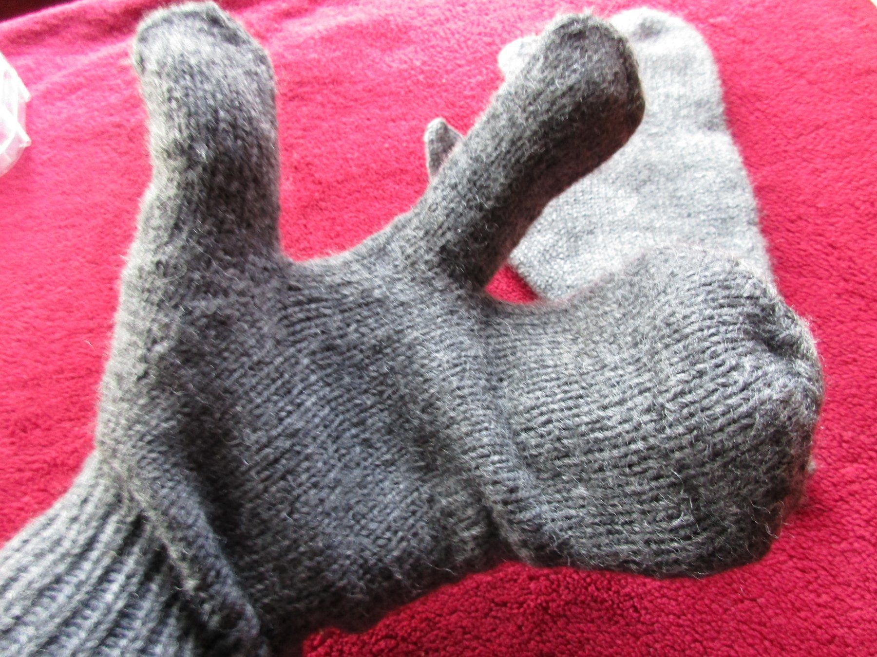 Armée suisse Armes blanches: Handschuhe (C) – D'occasion à Bowil par vifi01 2