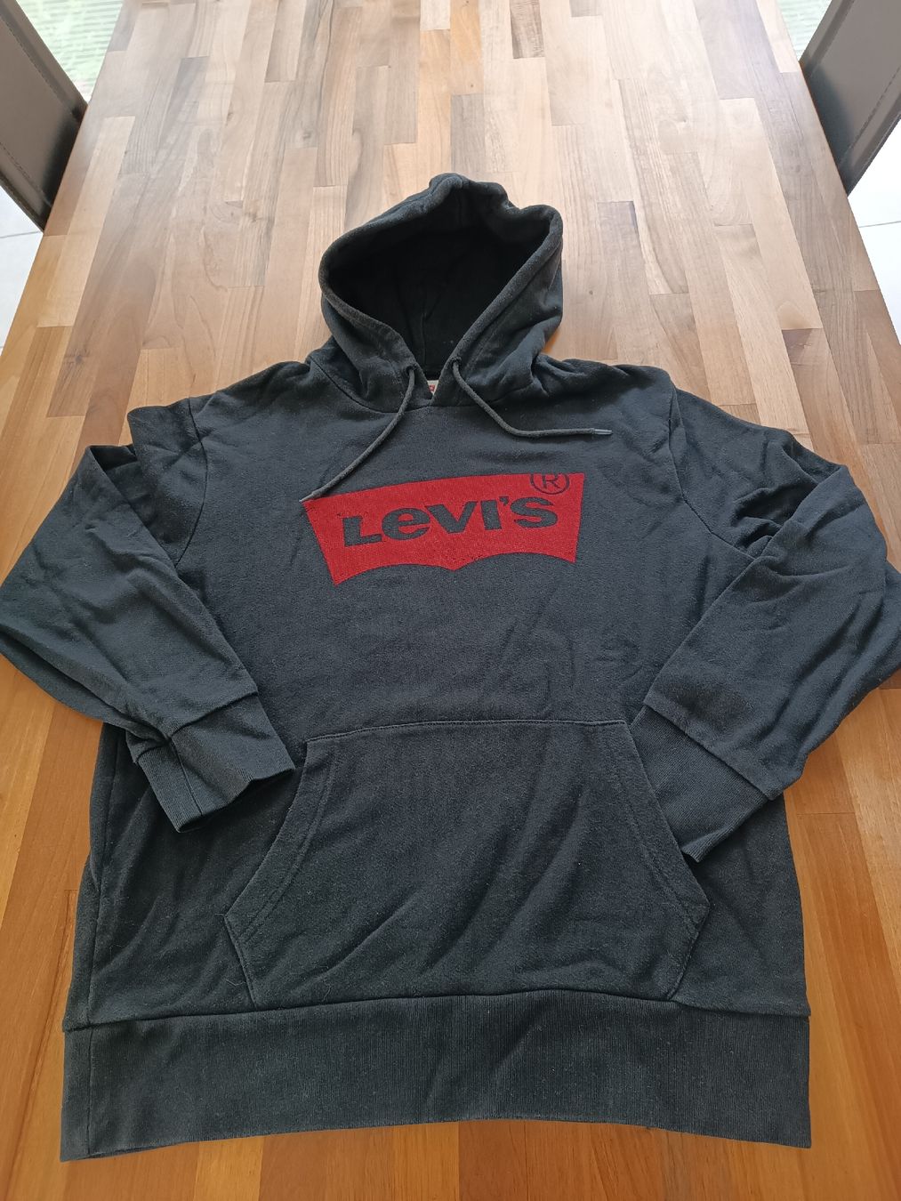 Levi's Maglioni & Felpe: Hoodie/Kapuzen Pullover Levis – Usato da Basel venduto da kau_d97h