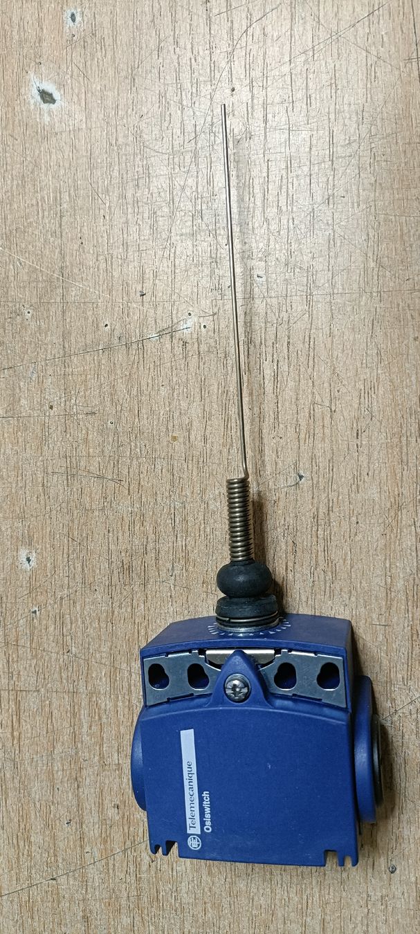 Tutti gli attrezzi: Positionsschalter mit Federstab blau neu – Nuovo e nell'imballaggio originale da Eschlikon TG venduto da nun_hnb7 1