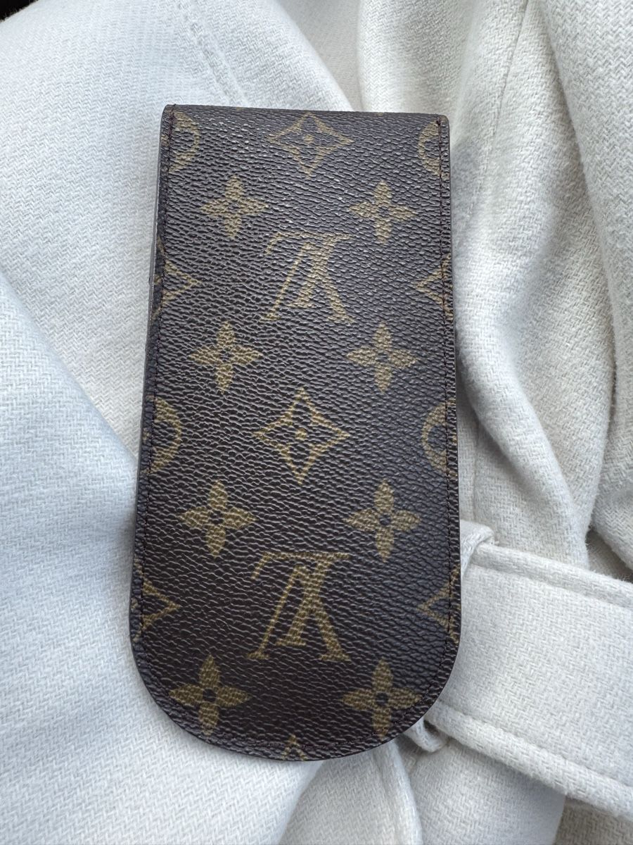 Louis Vuitton Altro in  Abbigliamento & Accessori: Louis Vuitton Brillenetui Monogram - Top Zustand – Usato da zürich venduto da Bailey17 8