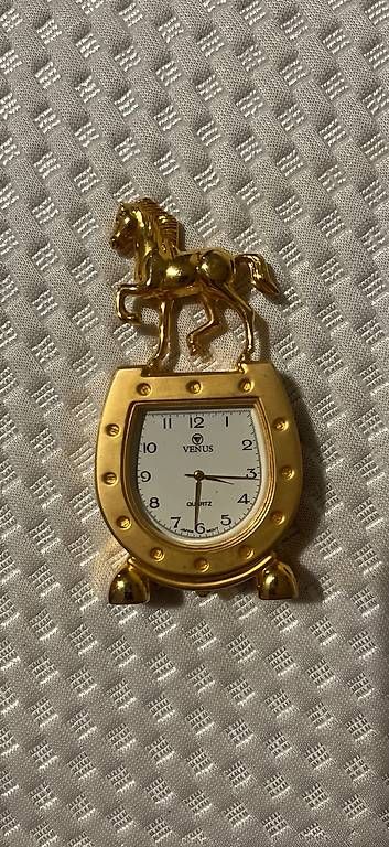 Stand- & Wanduhren: Venus Quartz Standuhr Pferd – Neu (gemäss Beschreibung) aus Basel von ann_d9jl