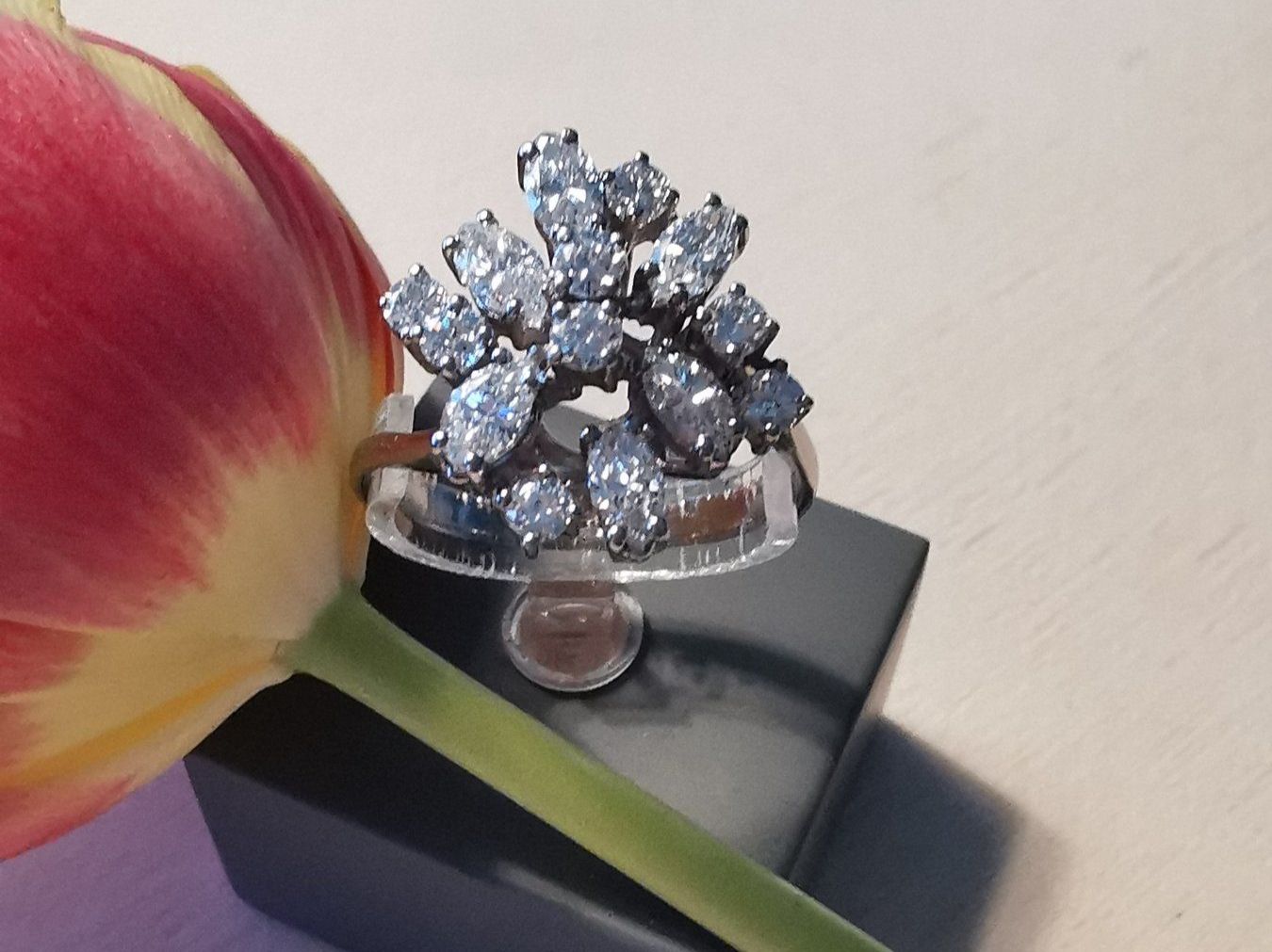 Anelli: 750/-- WG  "Vintage"  Damenring, echte Diamanten – Nuovo (secondo la descrizione) da Dierikon venduto da Vittorio57 6