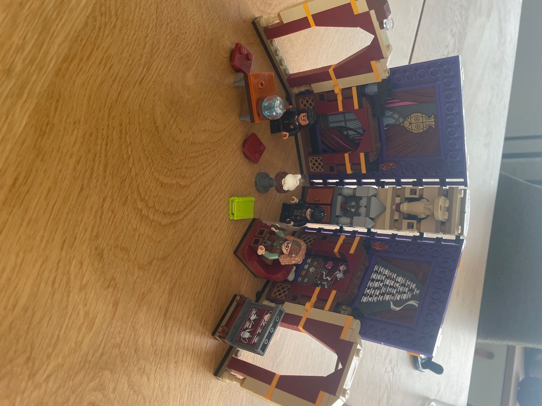 Lego Kit di costruzioni: Lego Harry Potter : Cours de potions -76396 – Usato da Le Vaud venduto da Guillaume-1988