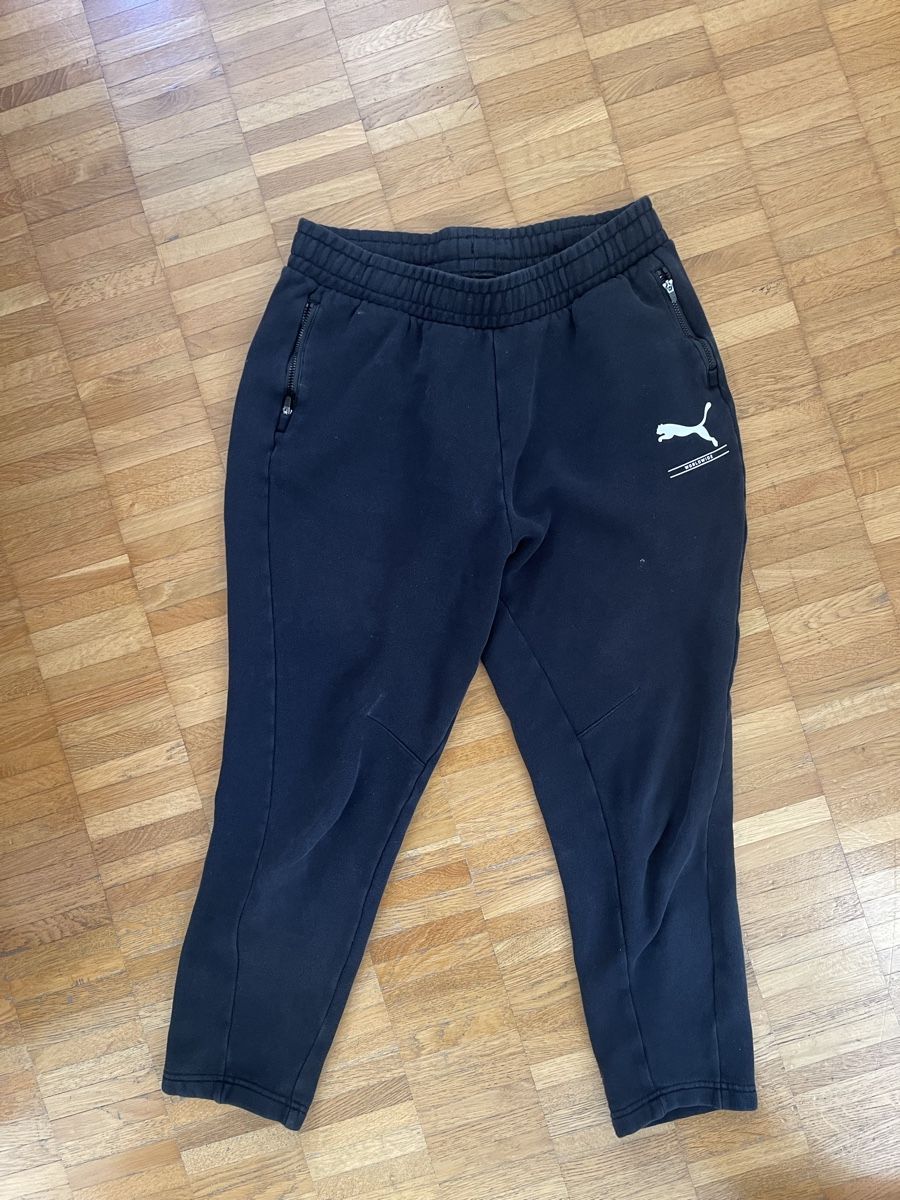 Puma Pantaloni: Puma Sporthose Gr. M – Usato da Zürich venduto da liz_l6f7